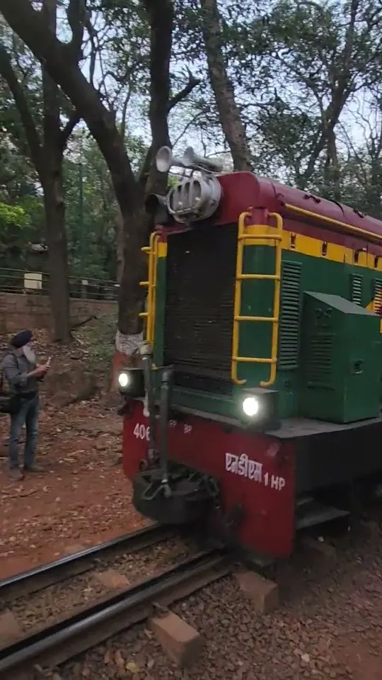 Matheran Toy Train – video by Dilesh Karia